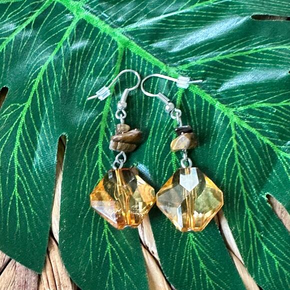 BOGO FREE TRANSLUCENT DANGLE EARRINGS - Picture 1 of 5